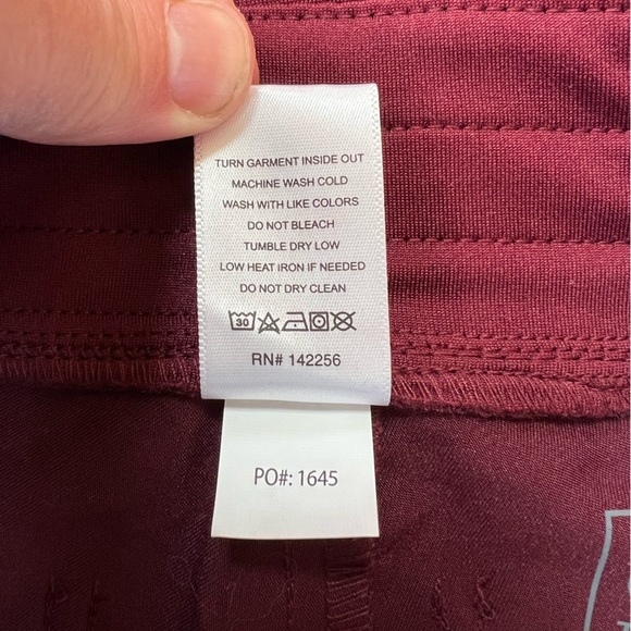 Figs High Waisted Zamora Jogger Scrub Pants in Burgundy, XXS - Picture 9 of 10